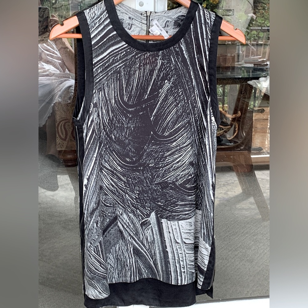 Mesmerizing Helmut Lang, silk top